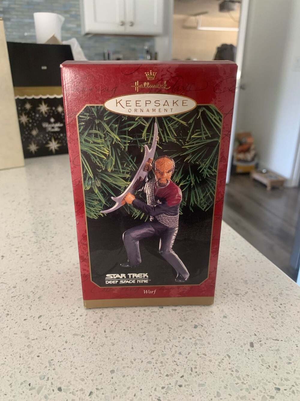 1999 Hallmark Keepsake Ornament Star Trek Deep Space Nine Worf QXI4139